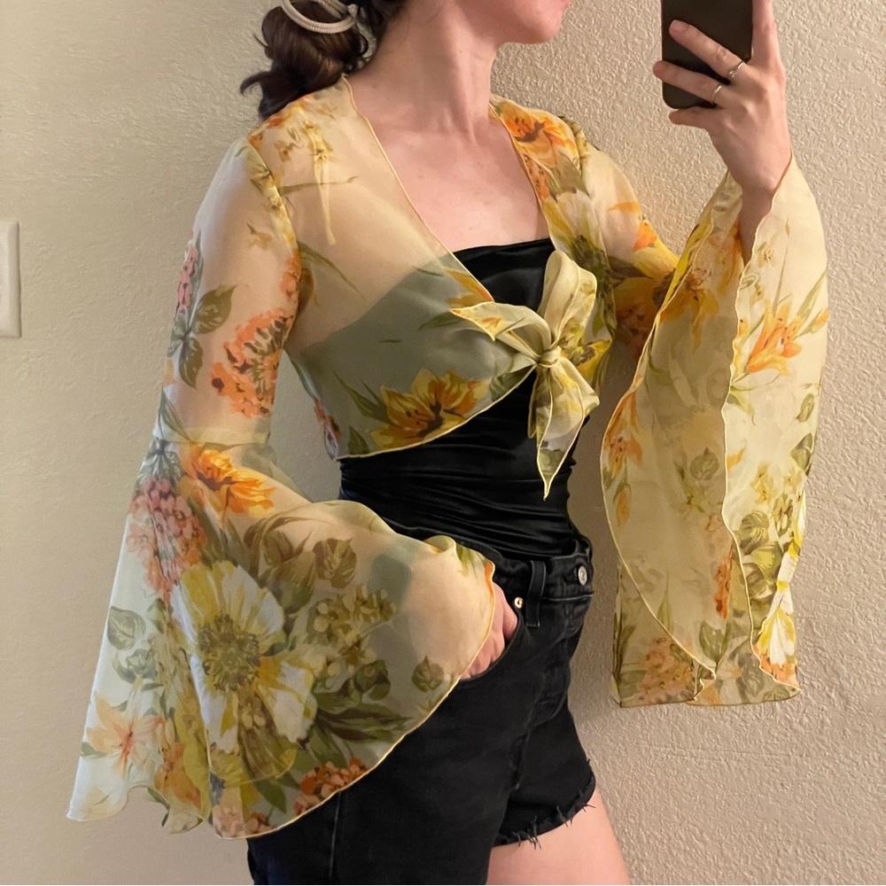 Floral Bell Sleeve organza Crop Top